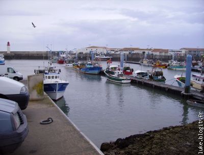 Voilà le petit port de la Cotinière en 2009.....